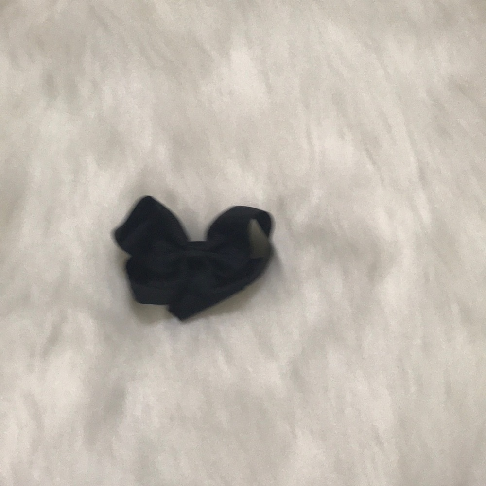 Bows - Picture 3 of 3